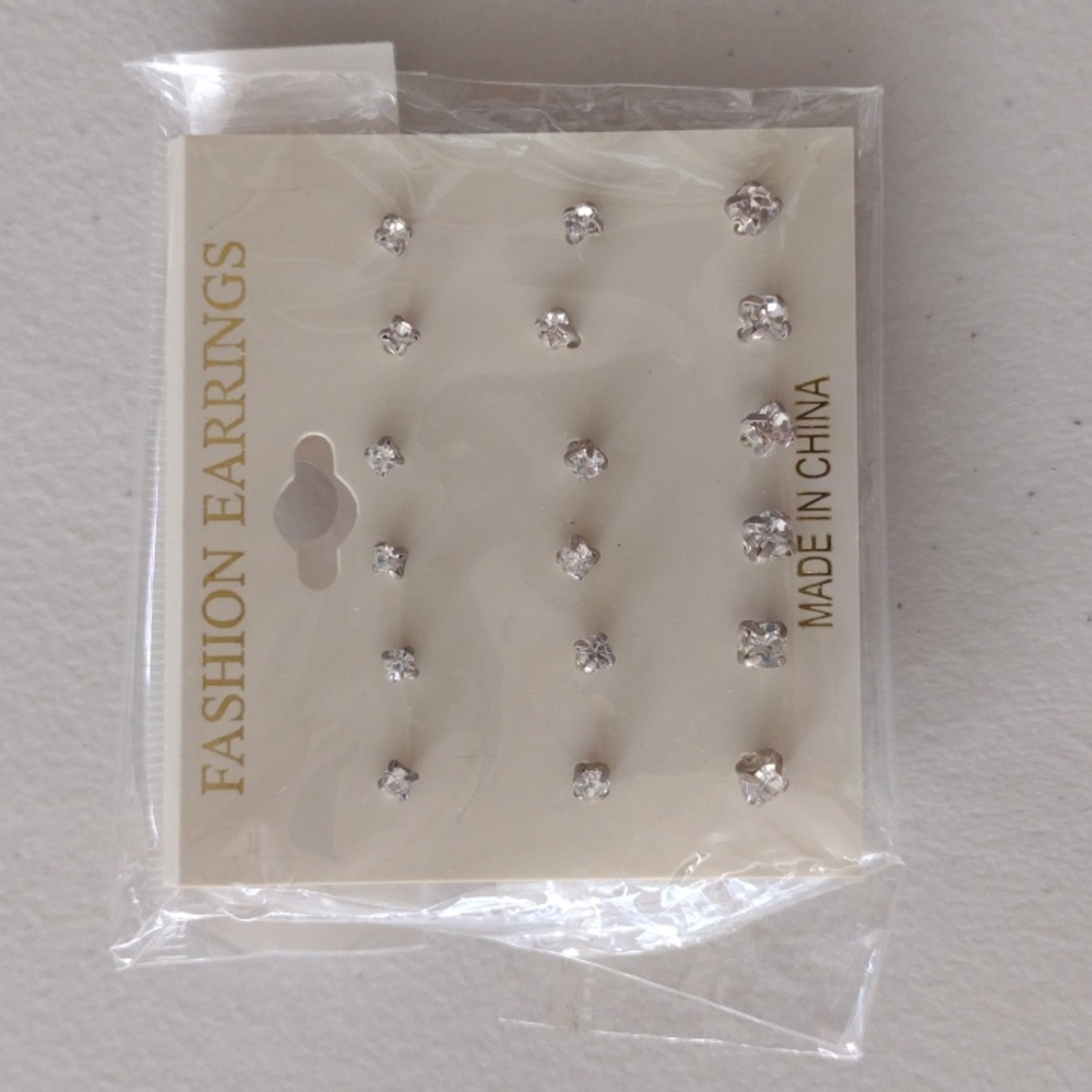 Women's Crystal Rhinestone Studded Earrings (9 Sets)